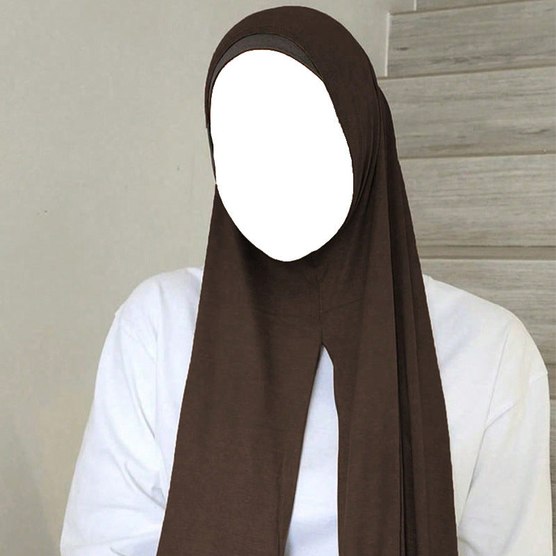 Instant jersey hijab worn in coffee