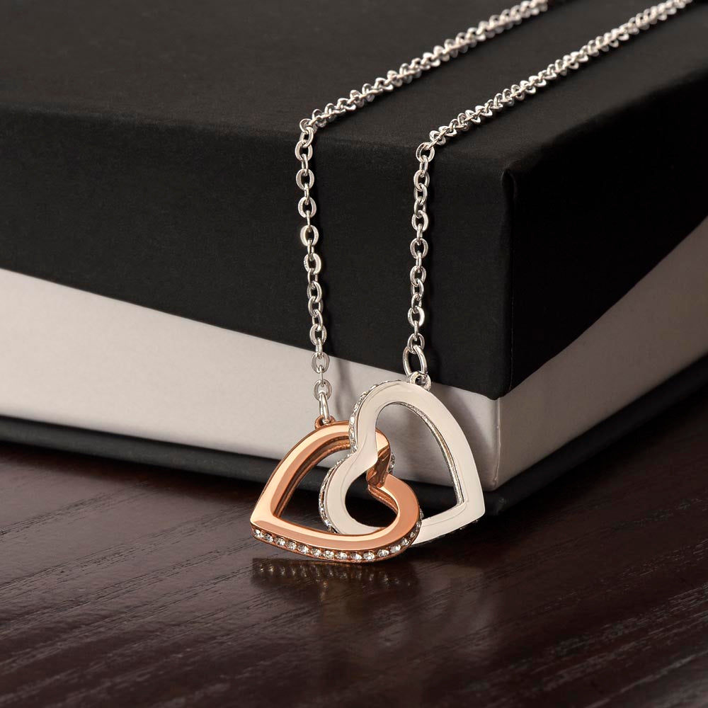 Roveo Interlocking Hearts Necklace